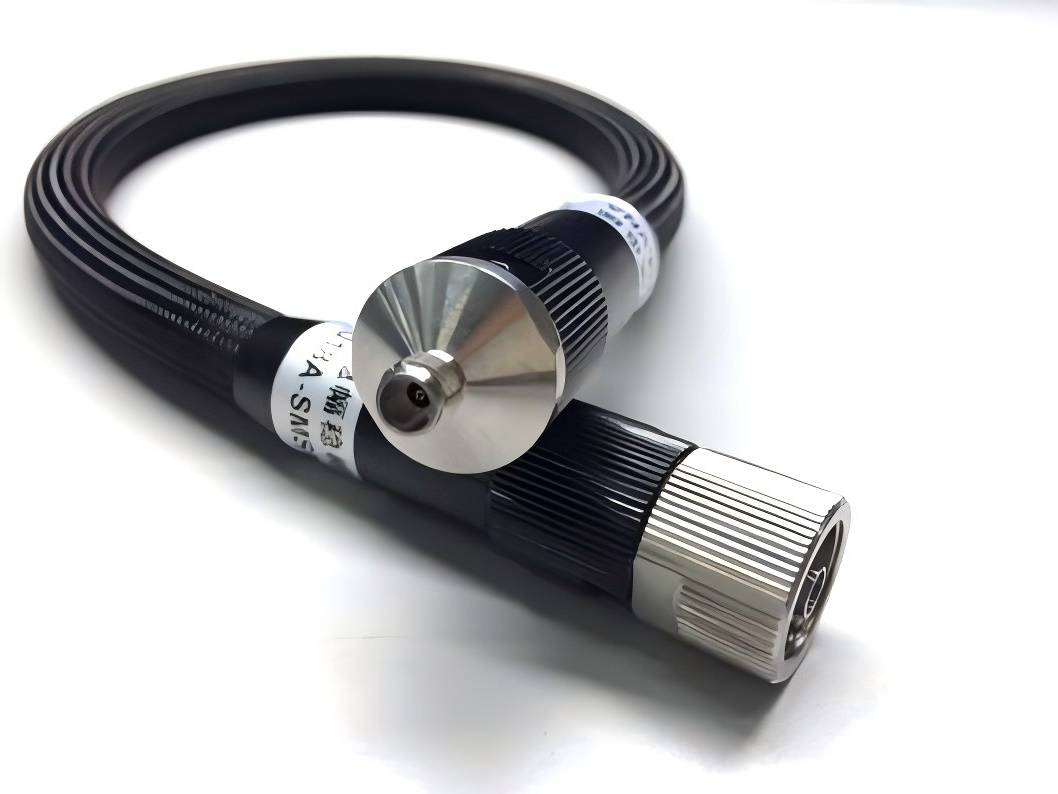 Armor structure test cable assembly